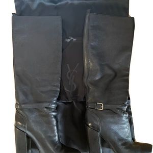 Gorgeous Yves Saint Laurent Black Leather Heeled Knee Boot. WornTwice. Like New